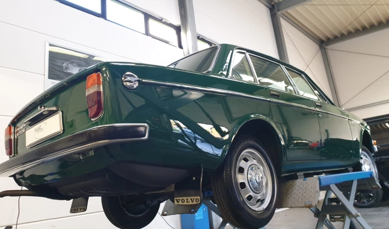 alter Volvo wird aufgearbeitet