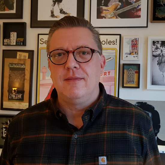Mattias Krumbiegel bietet Kneipenkunst an