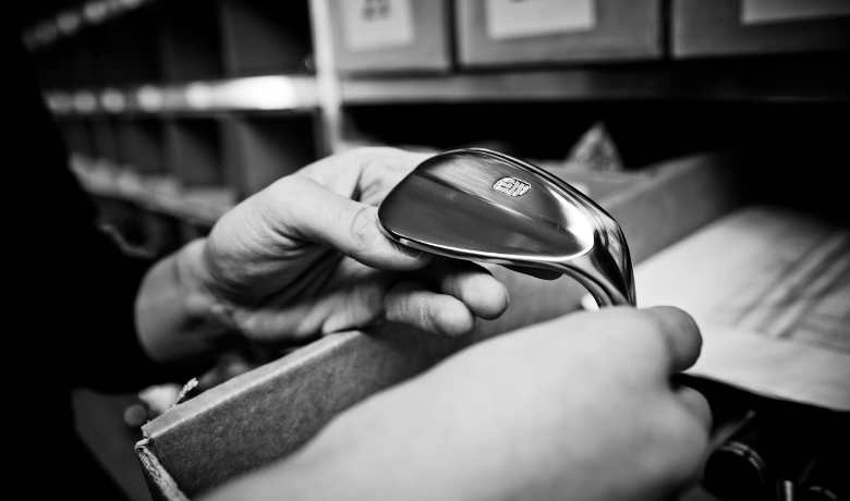 Die Edelmetall Manufaktur verhilft zum perfekten Aufschlag beim Golfen