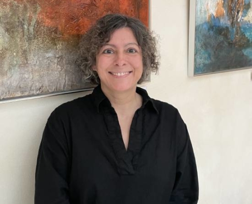 Manuela Mordhorst hat sich auf die intuitive-abstrakte Malerei spezialisiert