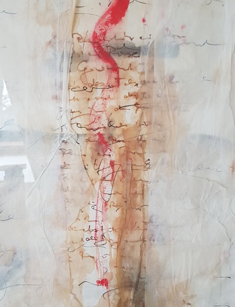 Auch Collagen, hier mit Textstruktur, malt Ingrid Laplante