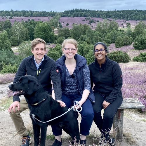 Die Eigentümer des Stimbekhofs: Jovitha James, Sabrina Walterscheidt und Björn Bohlen