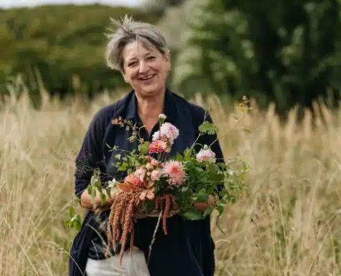 Porträt von Andrea David, die der Slowflower-Vereinigung angehört