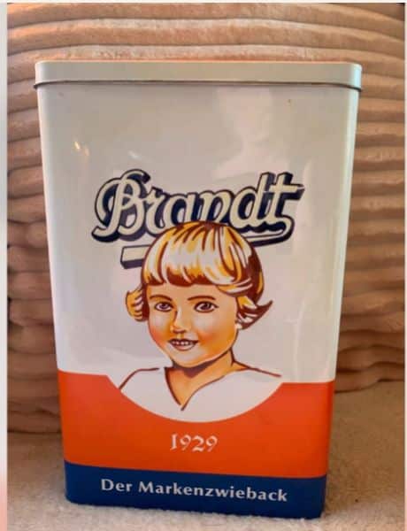 Blechdose mit Werbung von Zwieback-Hersteller Brandt